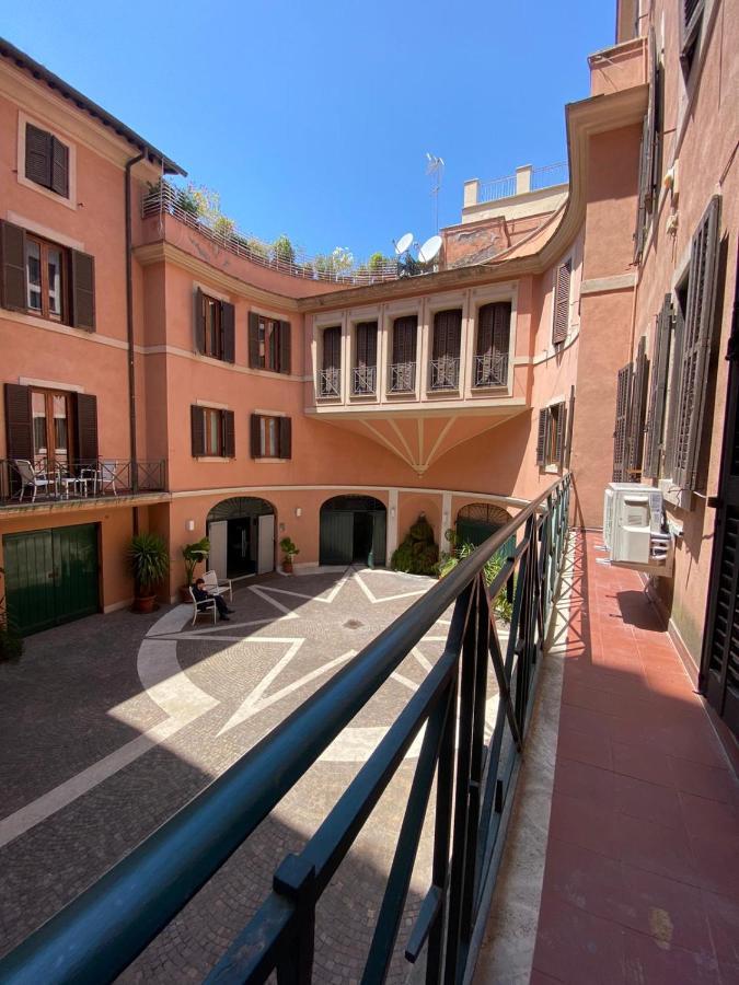 Trevi Ducal Palace Řím Exteriér fotografie